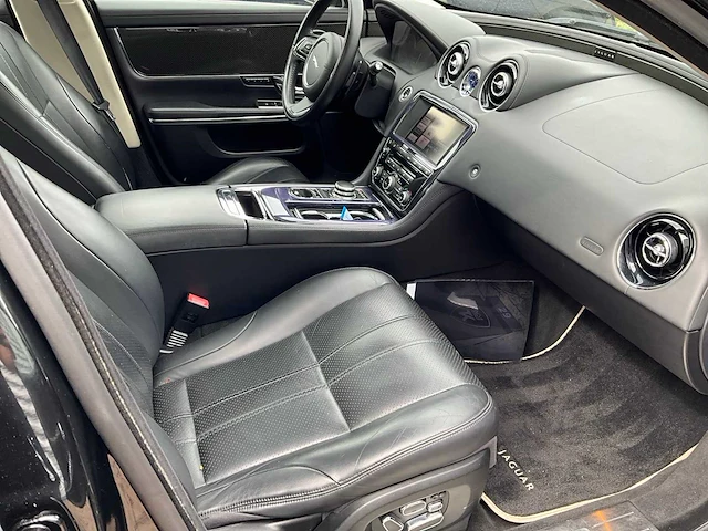 2013 jaguar xj 3.0 v6d portfolio personenauto - afbeelding 2 van  17