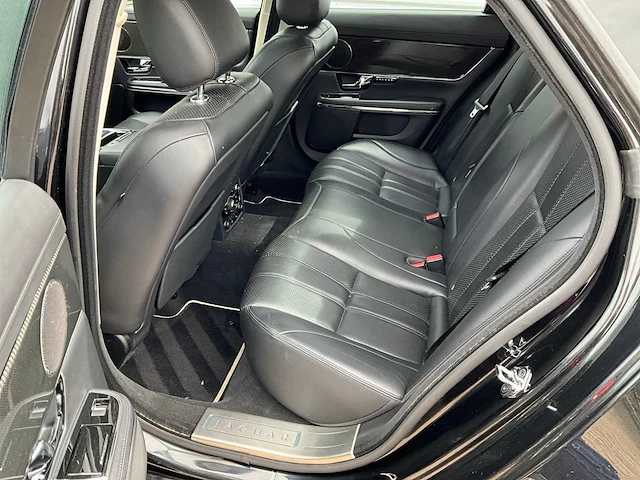 2013 jaguar xj 3.0 v6d portfolio personenauto - afbeelding 4 van  17