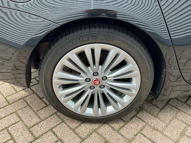 2013 jaguar xj 3.0 v6d portfolio personenauto - afbeelding 7 van  17