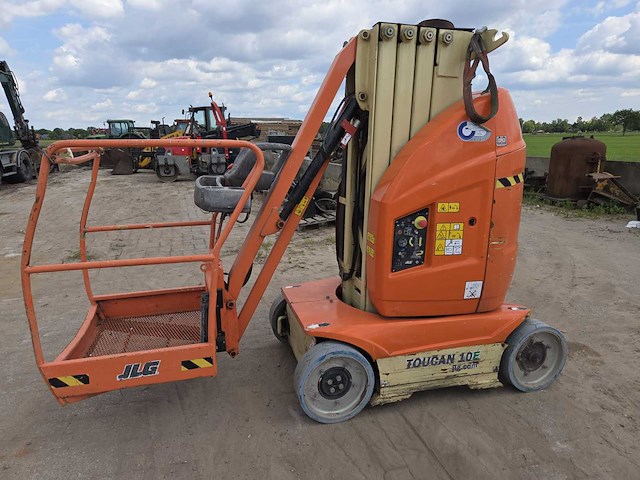 2013 jlg t10e hoogwerker - afbeelding 1 van  6