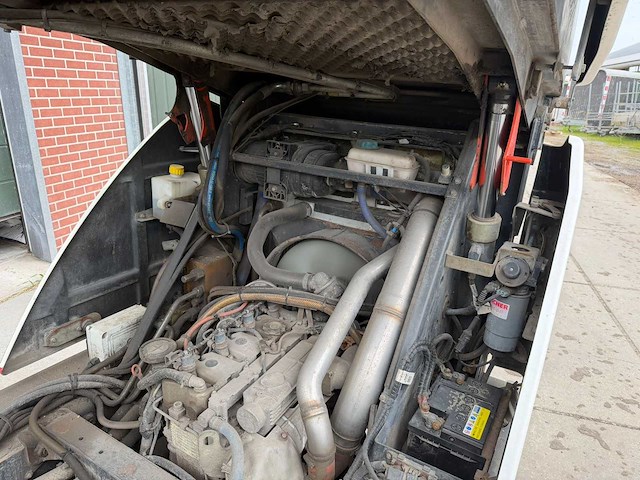 2013 johnston c202 straatveegmachine - afbeelding 25 van  34