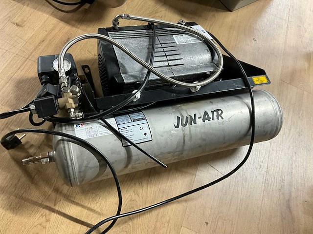 2013 jun-air of312 silent olievrije compressor - afbeelding 3 van  6