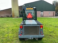 2013 kärcher mic 45 advanced werktuigendrager met onrkuidborstel en kantensnijder - afbeelding 28 van  33