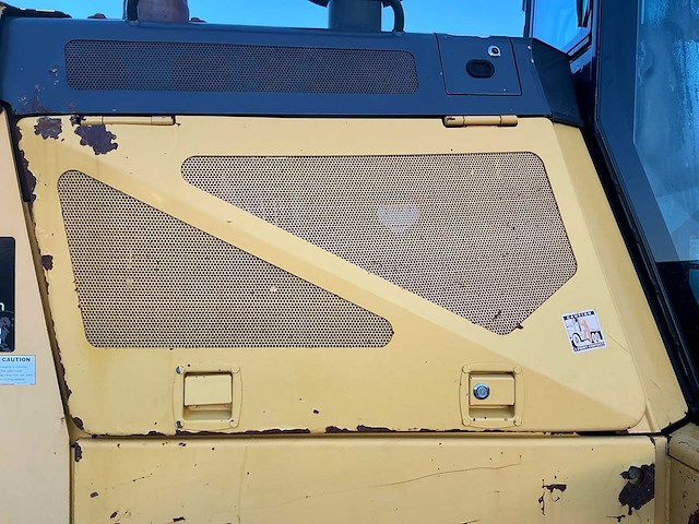 2013 komatsu d65px-17 bulldozer - afbeelding 24 van  35