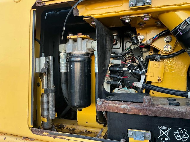 2013 komatsu d65px-17 bulldozer - afbeelding 26 van  35