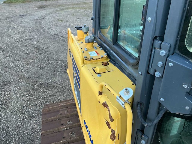 2013 komatsu d65px-17 bulldozer - afbeelding 30 van  41