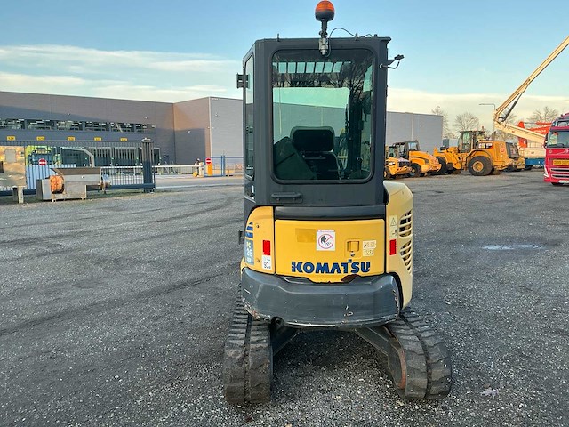 2013 komatsu pc26 minigraafmachine - afbeelding 11 van  14