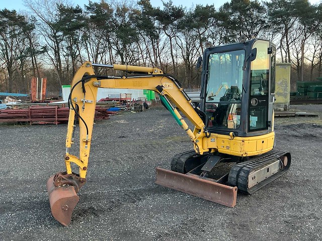 2013 komatsu pc26 minigraafmachine - afbeelding 22 van  25
