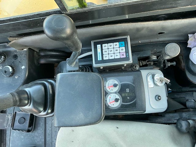 2013 komatsu pc26 minigraafmachine - afbeelding 21 van  25