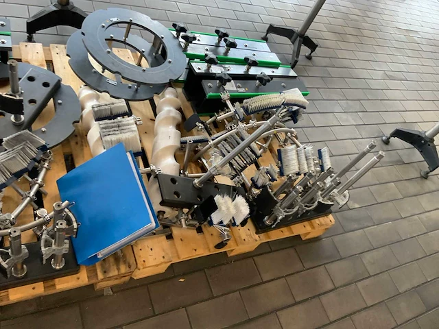 2013 krones starmatic roterende labelmachine - afbeelding 20 van  46