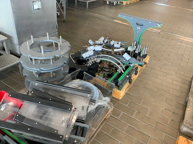 2013 krones starmatic roterende labelmachine - afbeelding 22 van  46