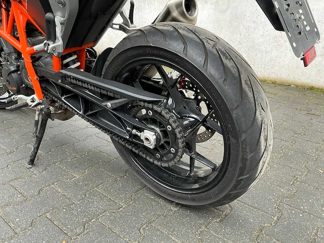 2013 ktm 690 duke motorfiets - afbeelding 8 van  19