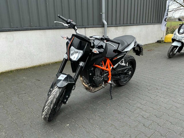 2013 ktm 690 duke motorfiets - afbeelding 1 van  19