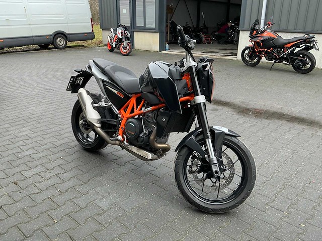 2013 ktm 690 duke motorfiets - afbeelding 14 van  19