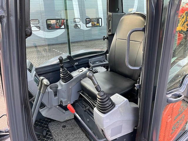 2013 kubota kx165-5 midigraafmachine - afbeelding 28 van  30