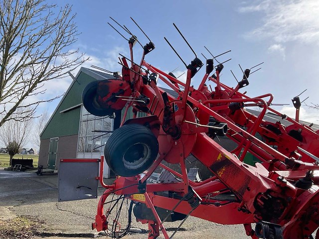 2013 kuhn gf 8702 t gii schudder - afbeelding 9 van  12