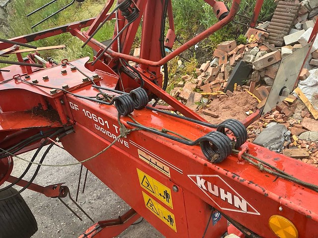 2013 kuhn gf10601to hooischudder - afbeelding 2 van  24