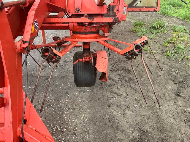 2013 kuhn gf10601to hooischudder - afbeelding 8 van  24