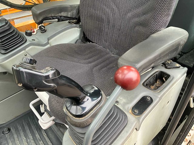 2013 liebherr r926 lc rupsgraafmachine - afbeelding 25 van  33