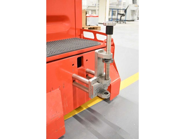 2013 linde - p50 - elektrische trekker - afbeelding 11 van  13