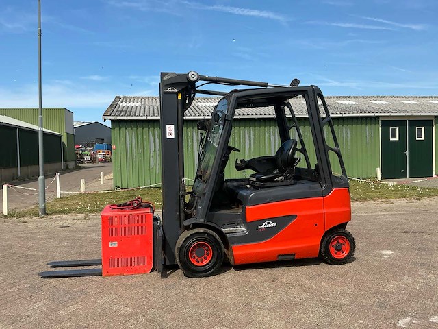 2013 linde e20 vorkheftruck - afbeelding 1 van  12