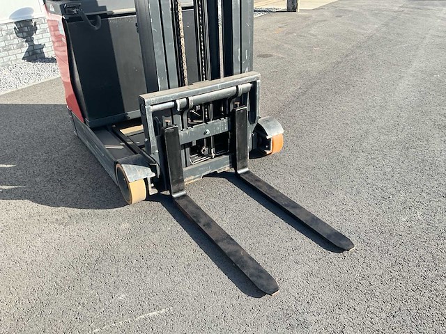 2013 linde r14-01 reach truck - afbeelding 16 van  17