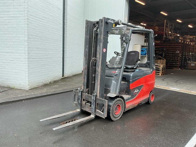 2013 linden e25hl vorkheftruck - afbeelding 1 van  11