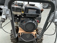 2013 lumas km-600 zelfrijdende veegmachine - afbeelding 3 van  4