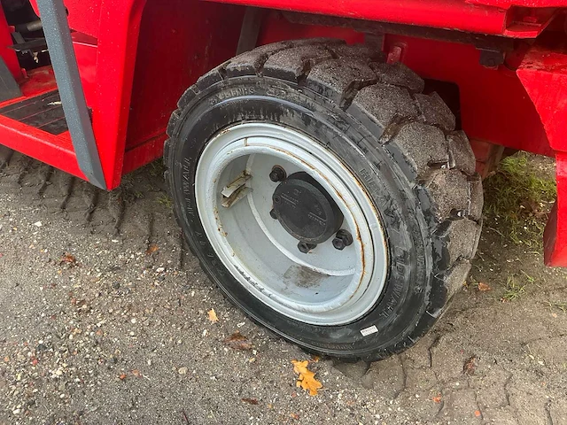 2013 manitou bt 420 4x4 verreiker – 2.000 kg – 4 m – 4.560 uur – nl kenteken - afbeelding 9 van  25