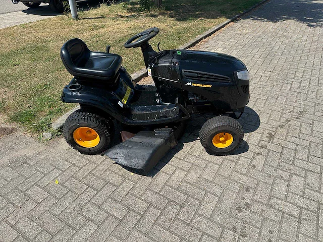 2013 mcculloch m125 zitmaaier - afbeelding 4 van  9