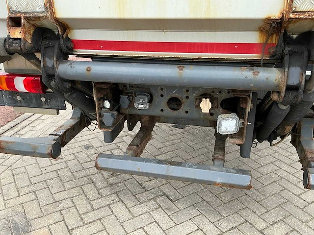 2013 mercedes-benz actros 2542 geconditioneerde vrachtwagen - afbeelding 7 van  36