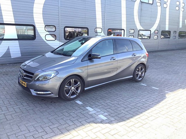 2013 mercedes-benz b-klasse 200 prestige personenauto 2-sjk-48 - afbeelding 1 van  52