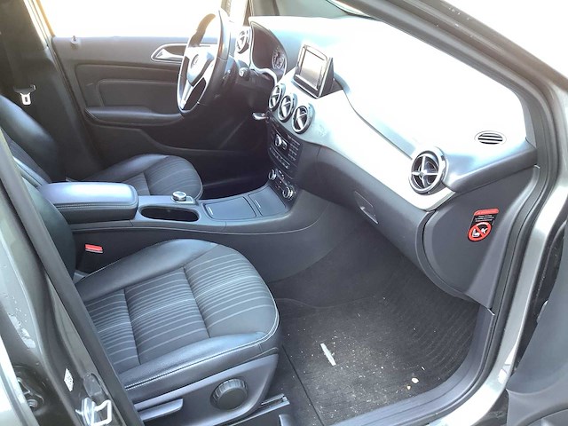 2013 mercedes-benz b-klasse 200 prestige personenauto 2-sjk-48 - afbeelding 44 van  52