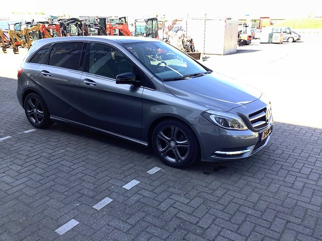 2013 mercedes-benz b-klasse 200 prestige personenauto 2-sjk-48 - afbeelding 3 van  18