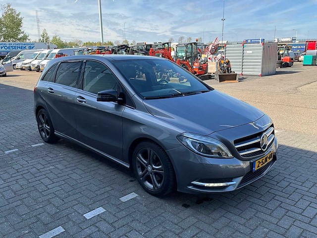 2013 mercedes-benz b-klasse 200 prestige personenauto 2-sjk-48 - afbeelding 4 van  18