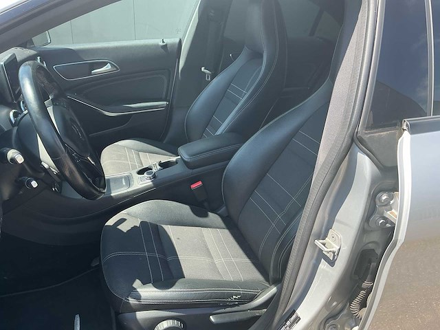 2013 mercedes-benz cla-klasse 200 edition 1 personenauto - afbeelding 2 van  8