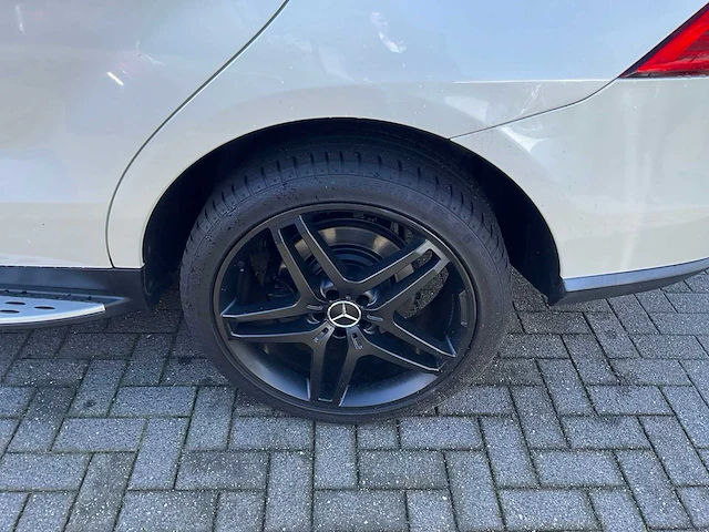 2013 mercedes-benz m-klasse 350 personenauto - afbeelding 2 van  31