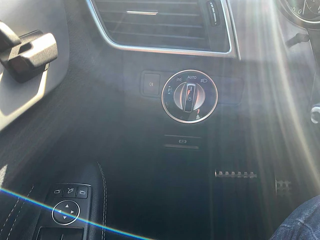 2013 mercedes-benz m-klasse 350 personenauto - afbeelding 24 van  31