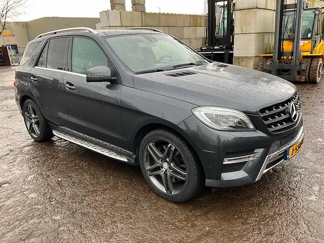 2013 mercedes-benz ml500 v8 personenauto - afbeelding 19 van  24