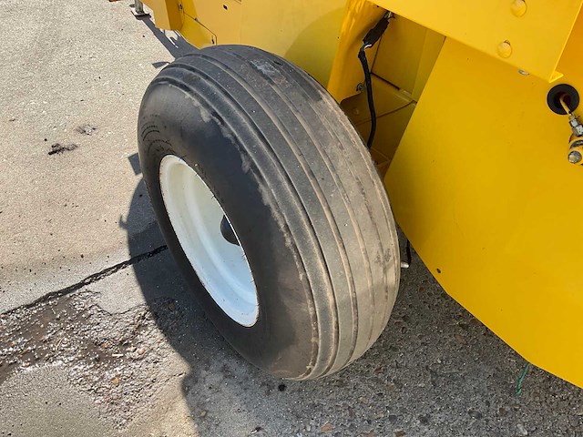 2013 new holland bc5070 kleine pakkenpers - afbeelding 2 van  15