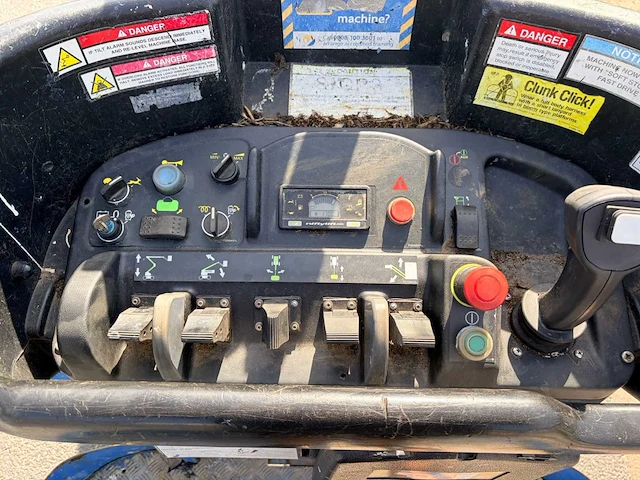 2013 niftylift hr15 nde hybride knikarmhoogwerker 15,4m - afbeelding 2 van  11