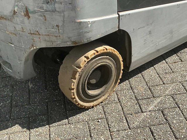2013 nissan tx 4-20 vorkheftruck - afbeelding 8 van  24