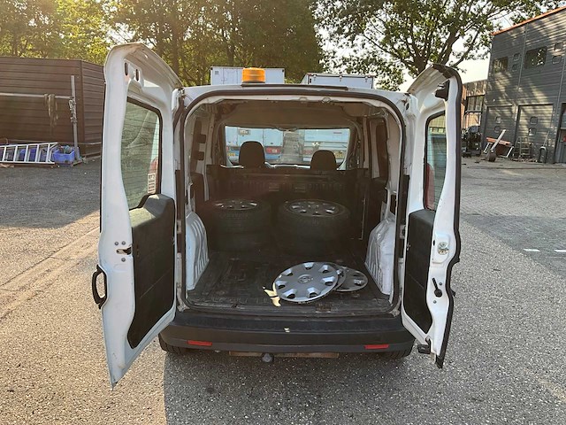 2013 opel combo 1.4 cng ecoflex bedrijfswagen vd-496-t - afbeelding 24 van  35
