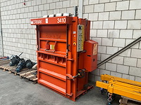 2013 orwak compactor 3410 verticale balenpers / afvalpers - afbeelding 1 van  13