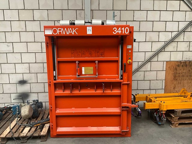 2013 orwak compactor 3410 verticale balenpers / afvalpers - afbeelding 6 van  13
