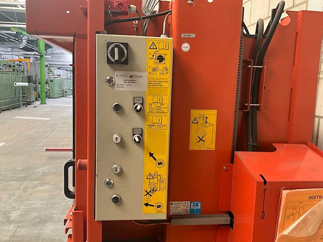 2013 orwak compactor 3410 verticale balenpers / afvalpers - afbeelding 9 van  13