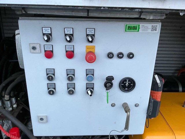 2013 pe-da lbtxh-35-d spudpaal met spudpaalkantelaar (2x) - afbeelding 9 van  21