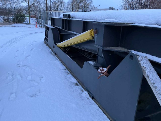 2013 pe-da lbtxh-35-d spudpaal met spudpaalkantelaar (2x) - afbeelding 19 van  21