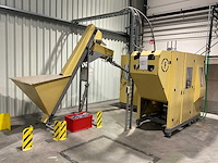 2013 pet preform molding machine