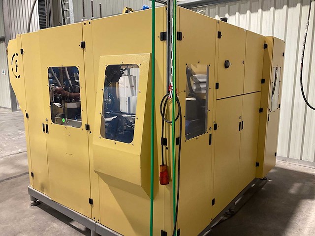 2013 pet preform molding machine - afbeelding 19 van  31